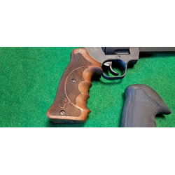 Vendu ! Taurus Raging Hunter calibre 44 magnum