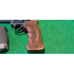 Vendu ! Taurus Raging Hunter calibre 44 magnum