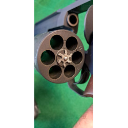 Vendu ! Taurus Raging Hunter calibre 44 magnum