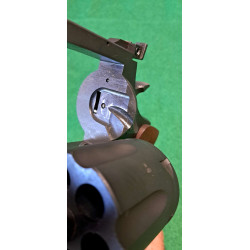 Vendu ! Taurus Raging Hunter calibre 44 magnum