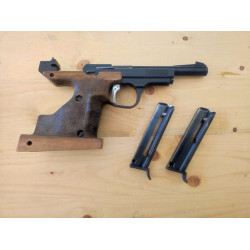 Vendu! Pistolet Unique DES69 22lr 2 chargeurs 5 coups